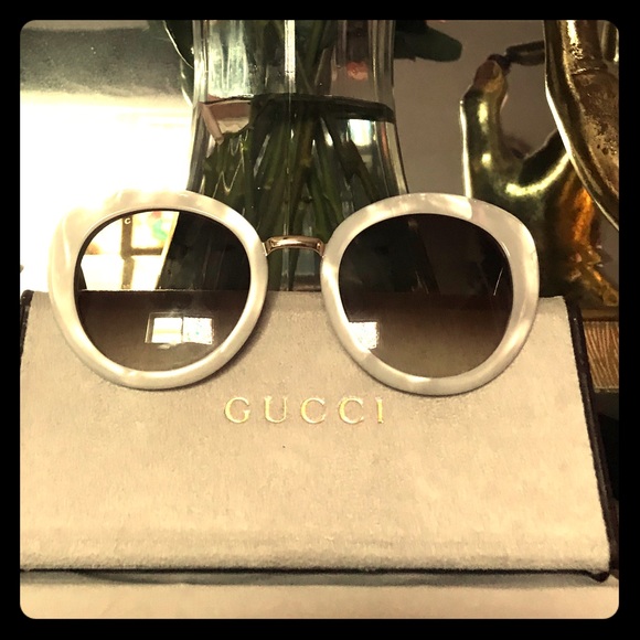Gucci Handbags - 🧿Gucci Mother of Pearl Cateye Sunglasses🧿